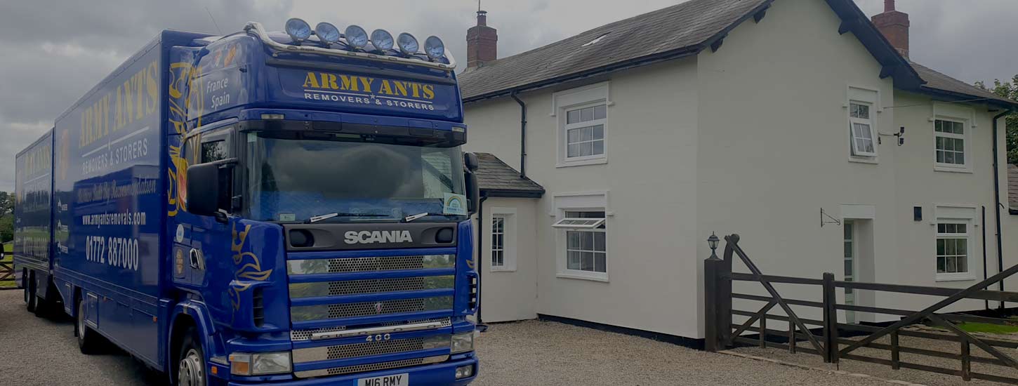 Removals truck at house